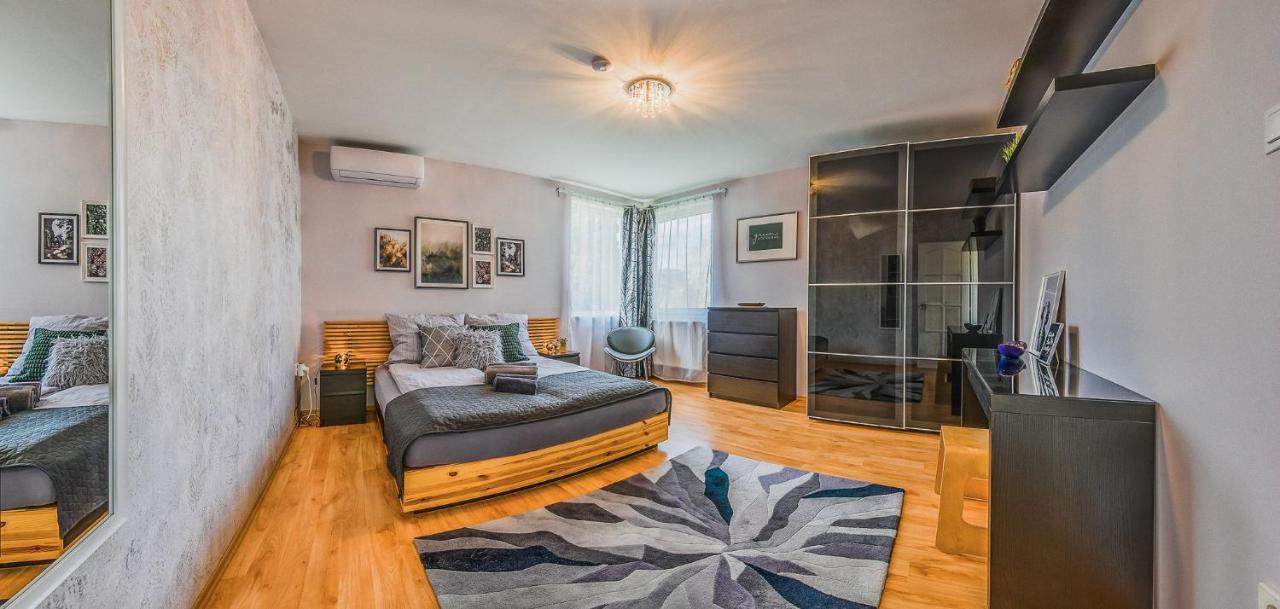 Riverside Apartman**** Miskolc Exterior foto